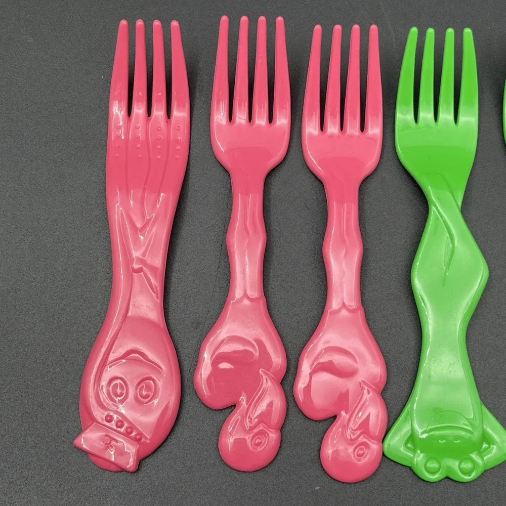 Hefty Zoo Pals Mixed Utensils Lot Of 11 Funtensils Kids Plasticware
